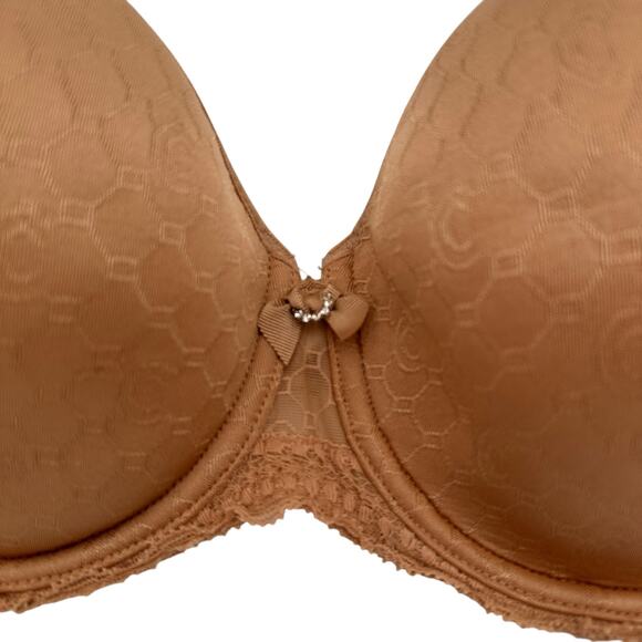 Chantelle Beige Full Coverage Wired Bra Size 32DDD - Picture 2 of 7